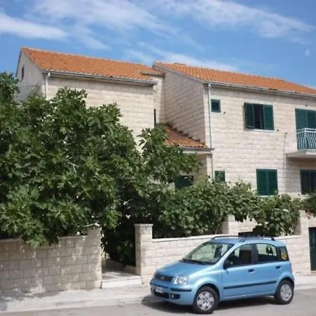 Bal - 400 M From * Supetar